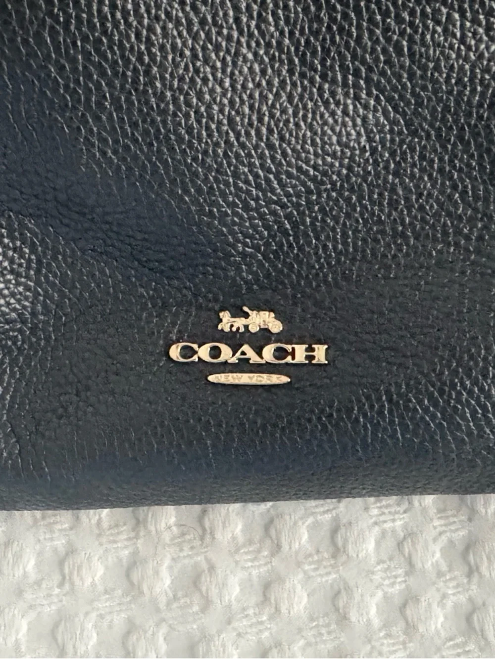 Coach Black Pebbled Leather Shoulder Bag with Gold Hardware - Picture 7 of 16